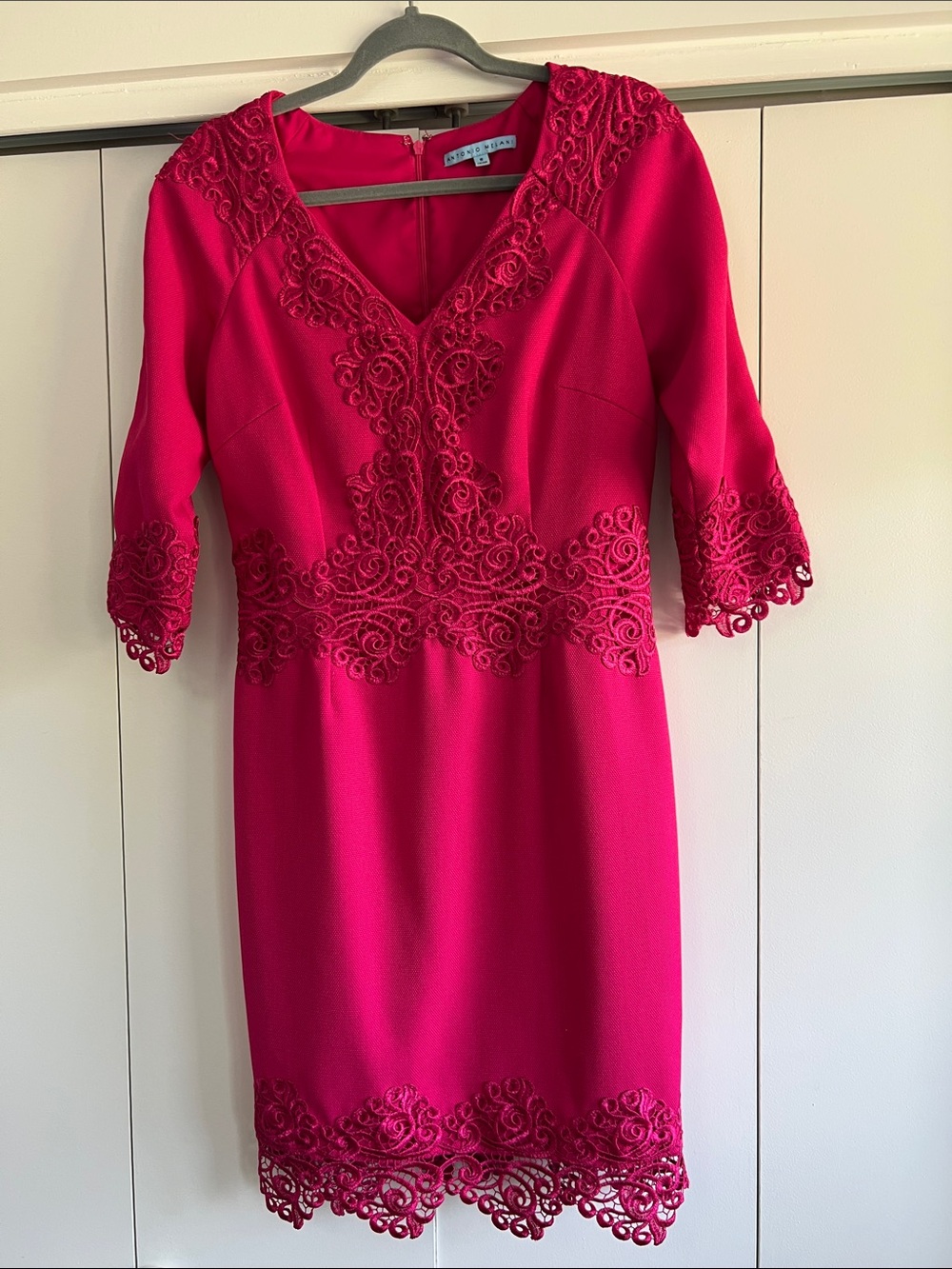 ANTONIO MELANI Elegant Hot Pink Embroidered Dress